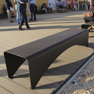 Parkbank / modern / aus verzinktem Stahl