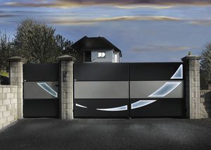 einflügelige Tore / zum Schieben / Aluminium / Platten