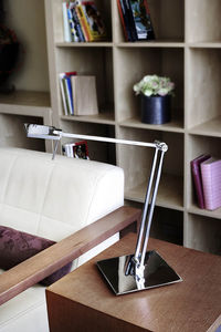 Tischlampe / modern / Aluminium / Stahl