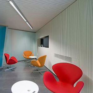 Akustikplatte für Innenausbau / Holz / perforiert / Objektmöbel