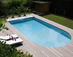 erdverlegtes Schwimmbecken / aus Beton / Schalung Polymer / für Außenbereich