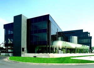 Fertigbau-Gebäude / Modul / für Büro / Zinkstahl