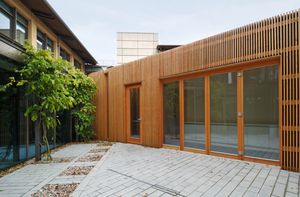 Fertigbau-Gebäude / für Büro / Holz / aus Holz