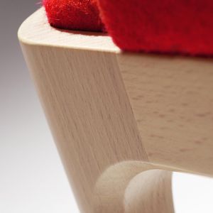 moderner Sessel / Holz / Stoff / Bridge