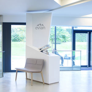 moderne Bank / aus Eiche / Leder / Stoff