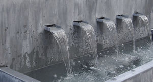 Garten-Springbrunnen / Zink