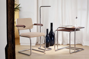 Lampe mit Fußgestell / modern / aus Stahl / für Innenbereich