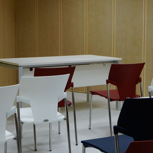 Akustikplatte für Innenausbau / aus MDF / perforiert / Objektmöbel