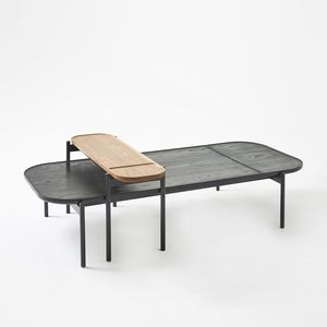 moderner Couchtisch / aus Eiche / aus Nussbaum / gebeiztes Holz