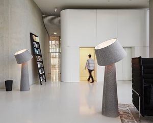 Stehleuchte / modern / Filz / LED