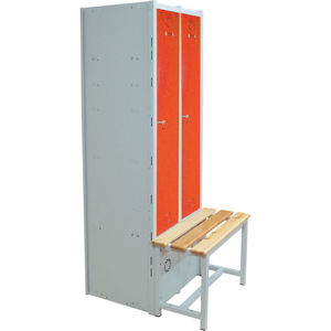Stahl-Garderobenschrank / für Sportanlagen / gesichert