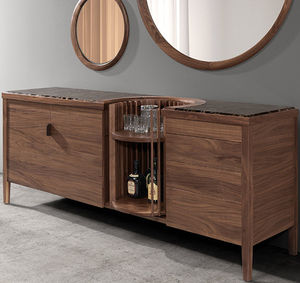 moderner Barschrank / Nussbaum