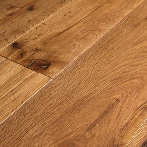 Mehrschichtparkett / verklebt / aus Eiche / naturölbehandelt
