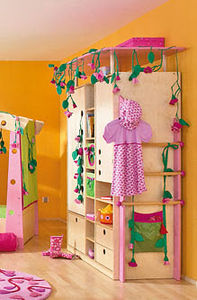 moderner Kleiderschrank / Holz / Schwingtüren / für Kinder