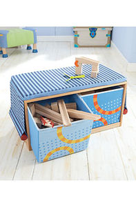 Jungen-Spielzeugkiste