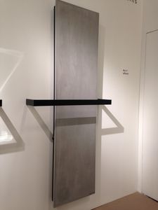 Heißwasser-Badheizkörper / elektrisch / Stein / modern