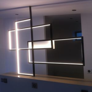Wandleuchte / originelles Design / Stahl / LED