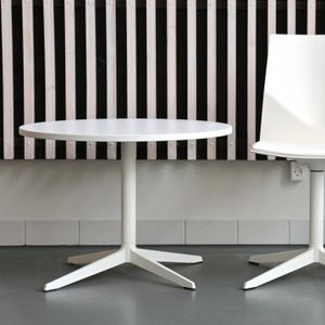 moderner Tisch / Laminat / Aluminium / rund