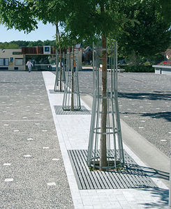 Stahl-Baumschutz