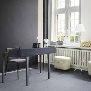 Schreibtisch aus Eiche / aus Esche / modern / integrierter Stauraum