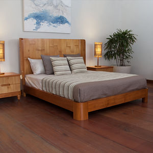 Doppelbett / modern / Kopfteil / Holz
