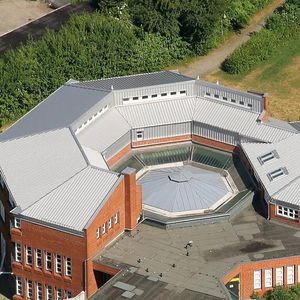 Metalldach / profiliert / Stehfalz