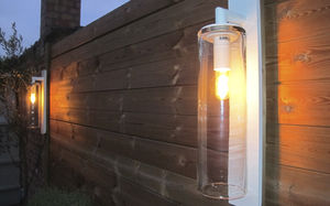 moderne Wandleuchte / für den Garten / Glas / Aluminium