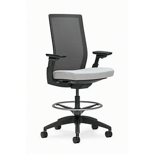 Stoff-Arbeitshocker / mit Rollen / höhenverstellbar / sternförmiger Fuß