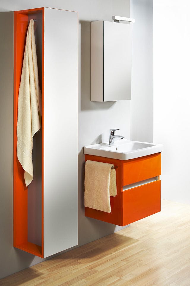 Hängender Waschtisch-Unterschrank - Q2 - LE BON spol.s.r.o. - Holz