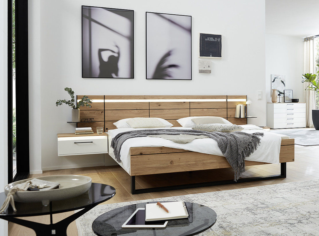 Stilvolle Bett Mit Nachttisch Ebenbild