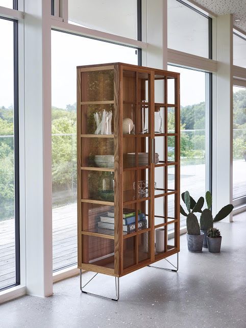 Moderne Vitrine - AK 2780 - Naver Collection - Glas / aus Eiche / aus Esche