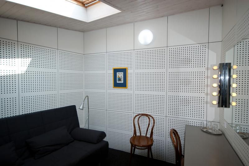 Akustikplatte für Decken / für Trennwandsysteme / wandmontiert