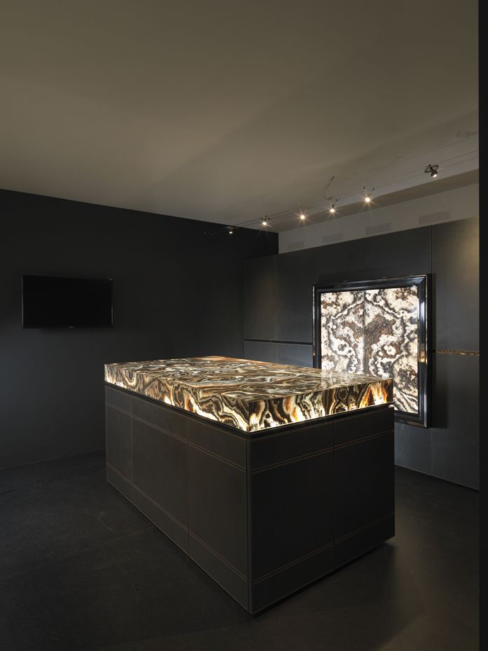 Arbeitsplatte / originelles Design / Onyx / für Küchen - CORAL BLACK