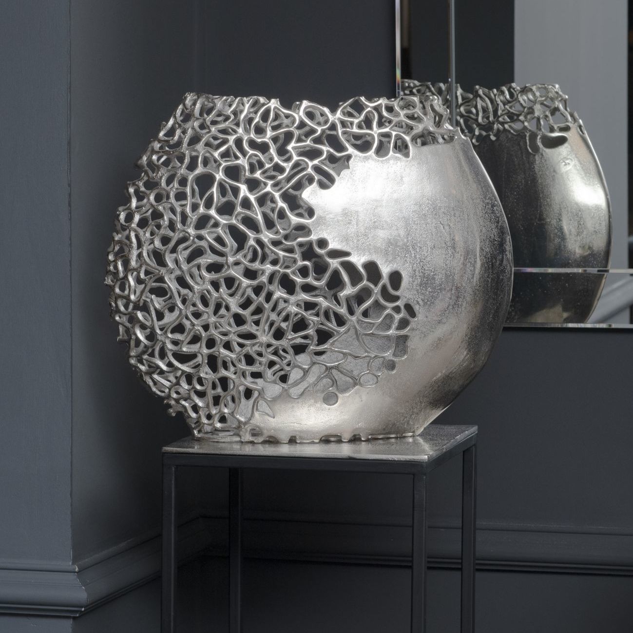 Moderne Aluminium-Vase 'Wave' In Silber, 47 Cm Höhe – Glänzendes Wohnaccessoire