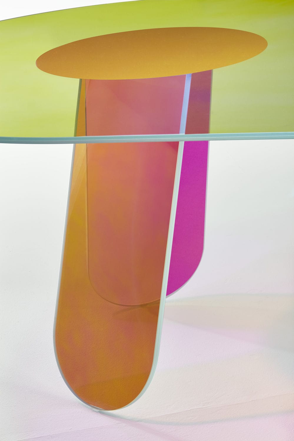 Tisch Shimmer design Patricia Urquiola Glas Italia Tisch Shimmer design Patricia Urquiola Glas Italia