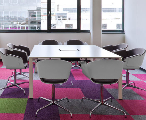 Moderner Besucherstuhl - RONDO - Bene GmbH - Stoff / Leder / Holz