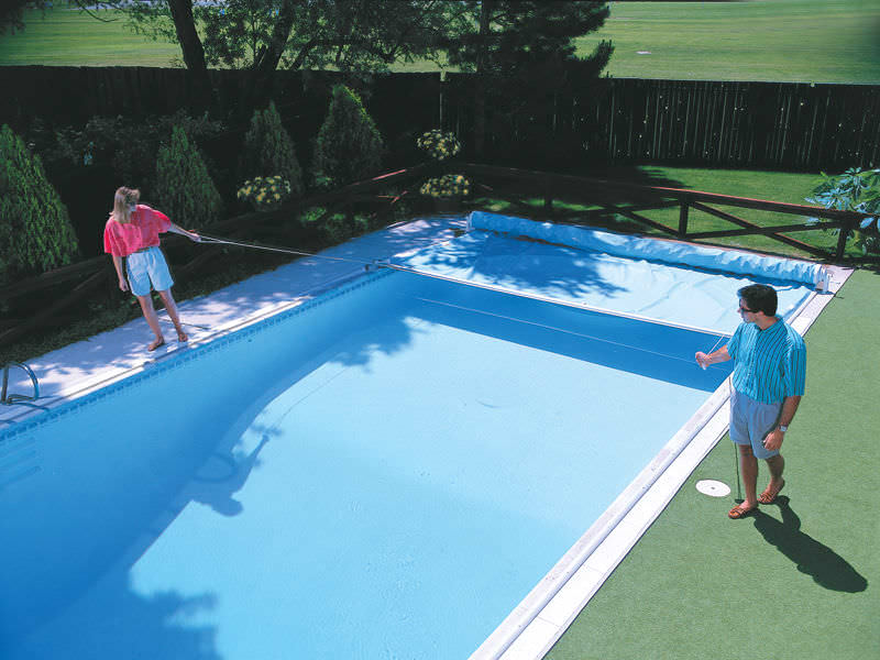 Poolabdeckung mit Sicherheitsvorrichtung - STEP-SAVER® - COVER POOLS