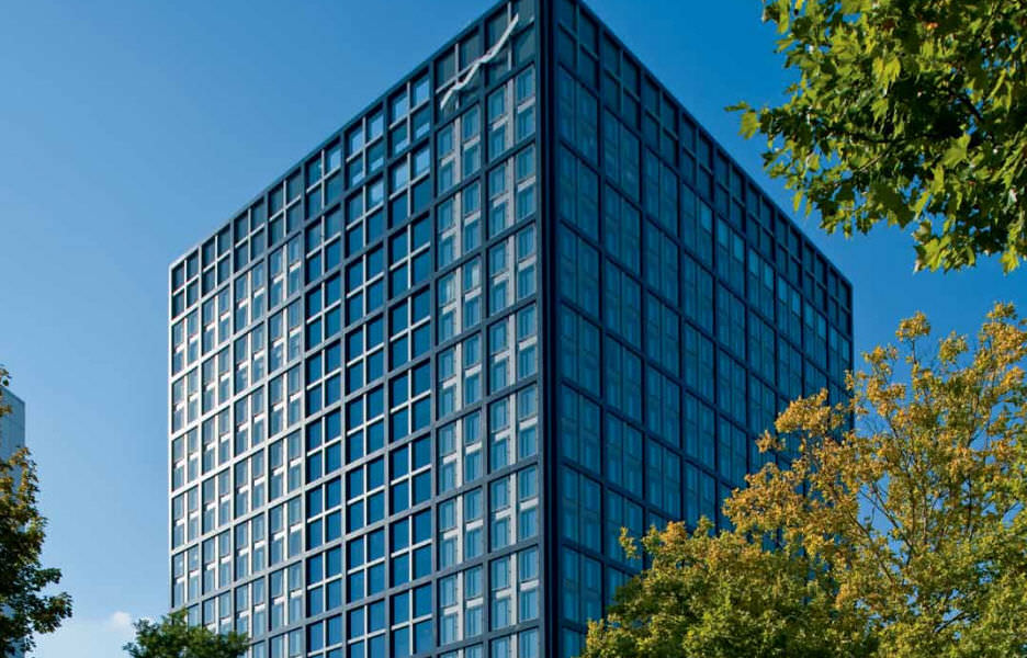 Hinterlüftete Fassade / Glas DEUTSCHE BÖRSE Josef Gartner Metall