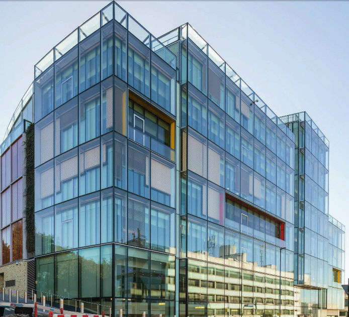 PaneelVorhangfassade 1 JOHN STREET Josef Gartner aus Metall und Glas