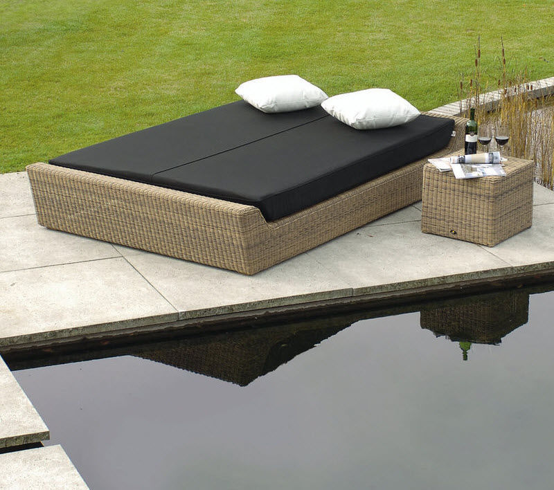 Moderne Tagesliege BALI BOREK parasols outdoorfurniture