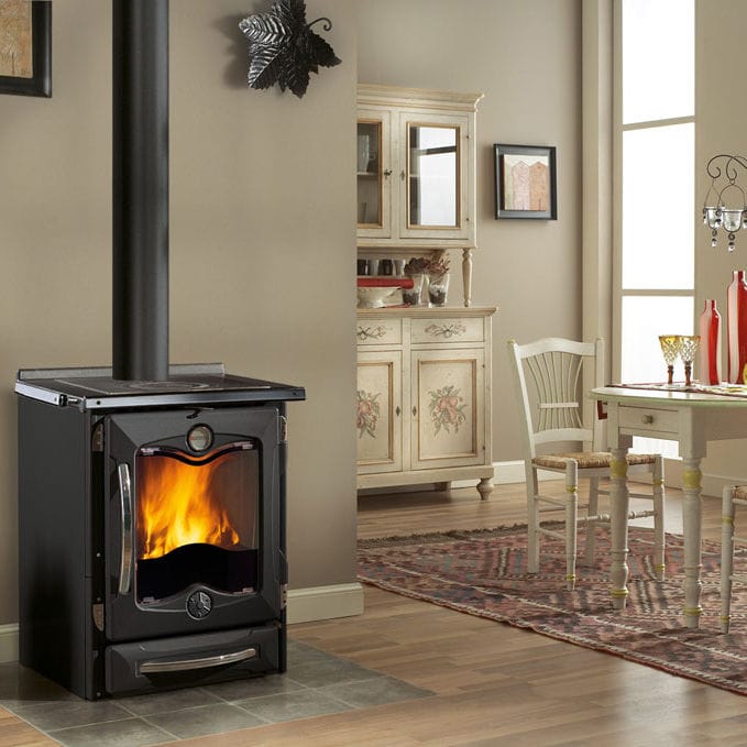 Holzherd - CUCINOTTA - La Nordica - schwarz / Gusseisen