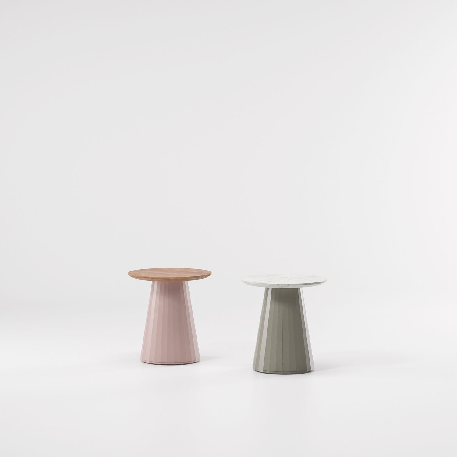 Moderner Beistelltisch - CALA - KETTAL - aus Teakholz / Aluminium / rund