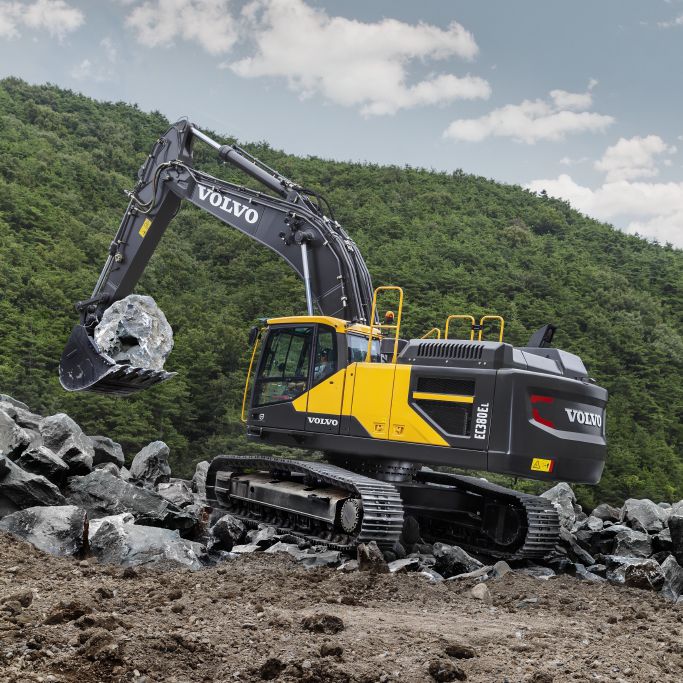 Bagger auf Raupen EC380E Volvo Construction Equipment Germany GmbH