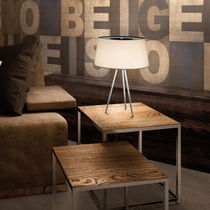 Tischlampe / Metall / Stoff / modern
