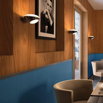 Moderne Wandleuchte / Aluminium / Glas /...