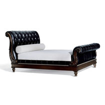 Doppelbett / Chesterfield / Polster / Kopfteil