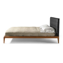 Doppelbett / modern / gepolstertes Kopfteil...