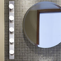 Moderne Wandleuchte / Nickel / aus Chrom...