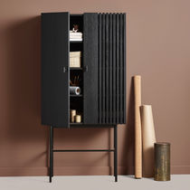 Hochbeiniges Sideboard / modern / Holz /...