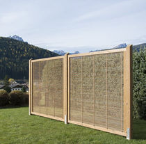 Zaun mit Stangen / Kiefer / Garten / modern